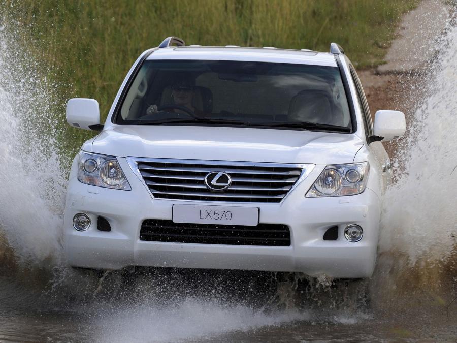  Lexus LX570 2010 года  (ZA) (фото 7 из 28)